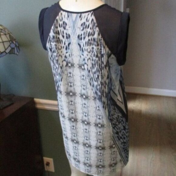 CAbi #253 Mixed Print Blue Gray Tunic Top XS - Picture 3 of 6